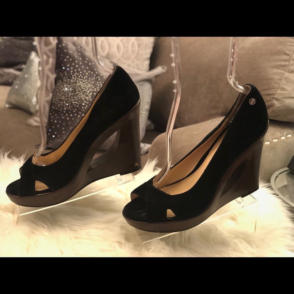 CALVIN KLEIN Roze Black Peep Toe Wedges